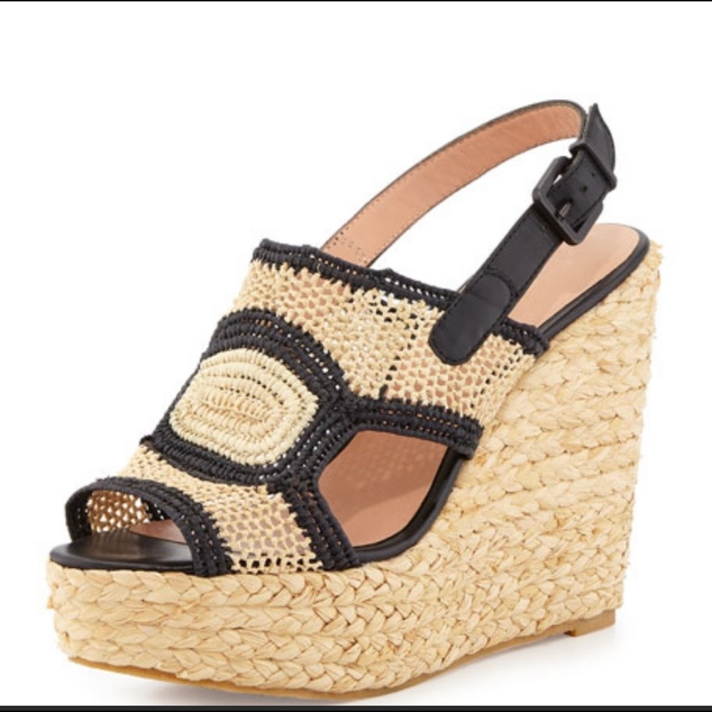 ❌❌❌SOLD❌❌❌Brand new without tags Robert Clegerie wedges.